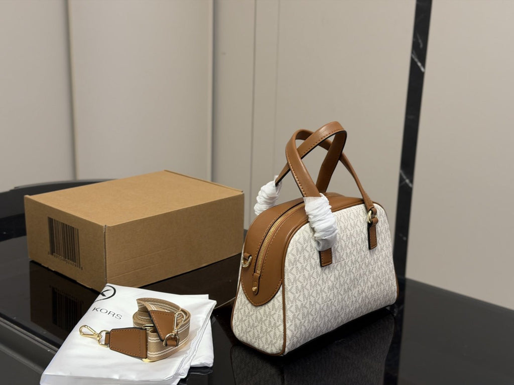 Michael Kors Chain-Accent Pillow Bag